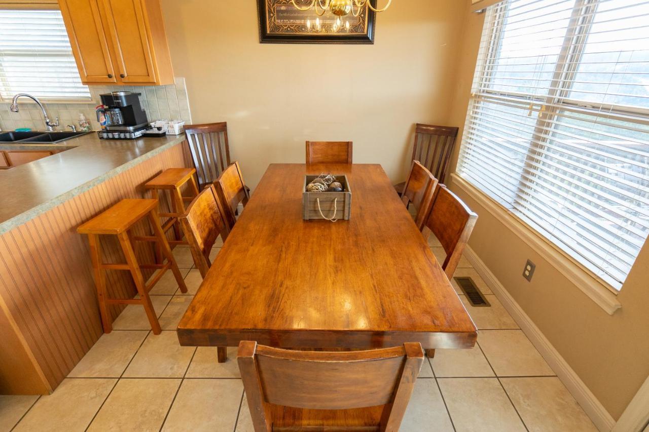 4Br Walk-In - Foosball Table - Hot Tub - Fire Pit - Free Tickets Included - Dv166 Бренсон Екстер'єр фото